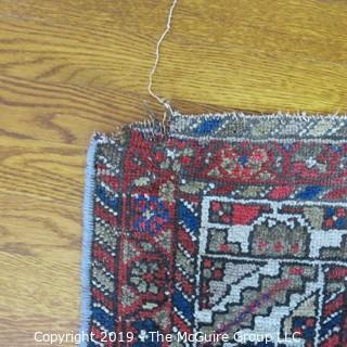 Collectible: Antique: Textile: Oriental Rug: Large 52x77"