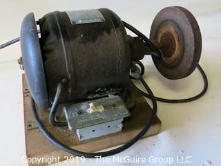 1/3 HP Craftsman Electric Motor with arbor and grinding wheel