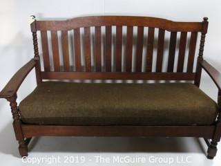 Furniture: Vintage: Antique:: Mission Oak: LIMBERTS: Arts & Crafts: Sofa/Couch w/Overwrapped coil seating pad (Undamaged); 68W x 20D x 40"T