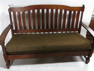 Furniture: Vintage: Antique:: Mission Oak: LIMBERTS: Arts & Crafts: Sofa/Couch w/Overwrapped coil seating pad (Undamaged); 68W x 20D x 40"T