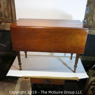 Furniture: Vintage: Antique: Double Drop-Leaf Spindle Table w/ wood peg construction (w/character issues)