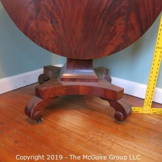 Furniture: Vintage: Antique: 36" Diameter Flame Mahogany Tilt-Top Table with Centre Column and Quatrefoil Base; 28"T 