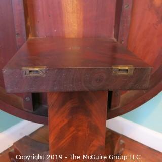 Furniture: Vintage: Antique: 36" Diameter Flame Mahogany Tilt-Top Table with Centre Column and Quatrefoil Base; 28"T 