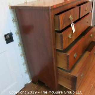 Furniture: Vintage: Antique: 5-Drawer Mahogany Chest; bookmatched veneers; keyed; 40W x 20D x 44"T