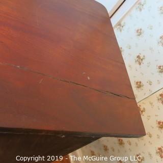 Furniture: Vintage: Antique: 5-Drawer Mahogany Chest; bookmatched veneers; keyed; 40W x 20D x 44"T