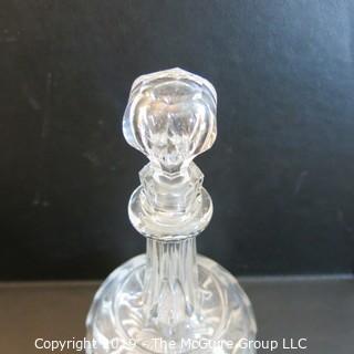 Crystal: Pair of Lead Crystal Decanter w/ stoppers