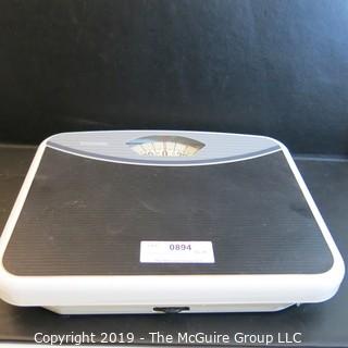 Household: bathroom scale