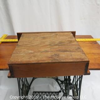 Furniture: Vintage: Antique: work table desk w/drawer from pedal SINGER sewing machine base