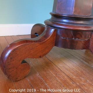 Furniture: Vintage: Antique: 35" Diameter Flame Mahogany Breakfast Table on Pedestal Stem with Quatrefoil Scrolled Feet;  27 1/2"T