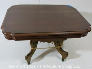 Furniture: Vintage: Antique: Pedestal Table on quatrefoil elgs (needs repair); 29 x 20 x 16"T