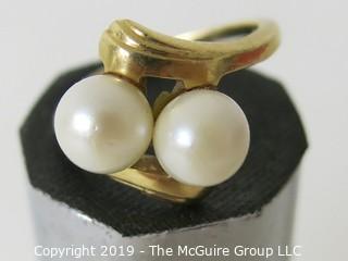 Jewelry: Gold: 14K: Ring - two pearls; Size 5 (TMG #0643)