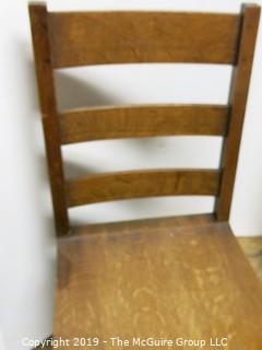 Furniture: Vintage: Mission Oak Pegged Ladder-back side chair solid wood seat