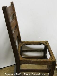 Furniture: Vintage: Mission Oak Pegged Ladder-back side chair missing seat