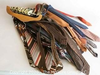 Group of Men's Vintage Neck Ties A