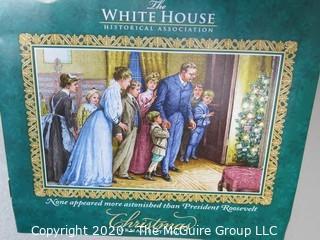 2011 White House Official Holiday Ornament - in box