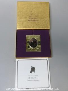 1999 White House Official Holiday Ornament - in box