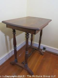 Wooden Side Table with Scrolled Legs; 16 1/2 x 25 1/2 x 26T 