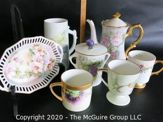 Mixed Group of Porcelain Items A