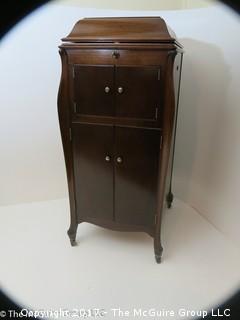 Victor Talking Machine Co. "Victrola" and cabinet.  (Condition is excellent; and comes with all the items photographed); 19W x 22 1/2D x 43 1/2T