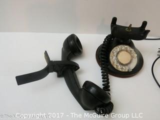 Vintage Western Electric Bakelite Rotary Dial Desk Top Phone (shoulder rest included, but missing a clamp)