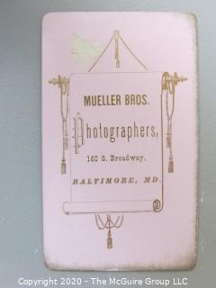 Cartes-de-Visite CDV Antique Cabinet Photo Card - Man - 


Mueller Brothers Photographers, Baltimore, MD