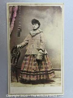 Cartes-de-Visite CDV Antique Cabinet Photo Card - Woman in Plaid Skirt