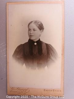 Cartes-de-Visite CDV Antique Cabinet Photo Card - Woman with Brooch, G. Stumpf, Photographer, Baden-Baden.