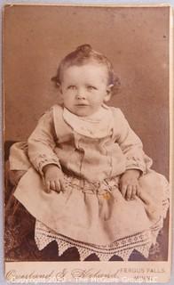 Cartes-de-Visite CDV Antique Cabinet Photo Card - Baby Identified as Leo Raymond Whiting. Photographer Overland & Holand Fergus Falls, Minn. 