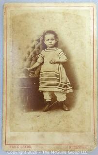 Cartes-de-Visite CDV Antique Cabinet Photo Card - Little Girl in Striped Dress, Photographer Fritz Leyde, Nurenberg. 