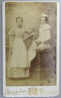 Cartes-de-Visite CDV Antique Cabinet Photo Card - Two Nurses, Photographer JH Van Der Laag, Wageningen, Berlin.