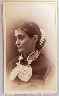 Cartes-de-Visite CDV Antique Cabinet Photo Card 
Woman, Photographer C.E. Harvey, Chicago Ill.