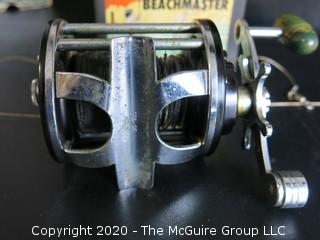 Vintage Penn 155 Beachmaster Star Drag Fishing Reel. 