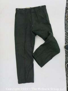 Medium Sized Vintage Woolrich Wool Green Hunting Pants or Trousers. Snall Tear at Seam Near Pocket. 