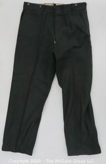 Medium Sized Vintage Woolrich Wool Green Hunting Pants or Trousers. Snall Tear at Seam Near Pocket. 