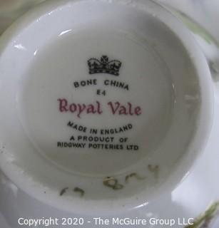 Porcelain Bone China Teacup and Saucer in Royal Vale pattern made by Ridgway Potteries.