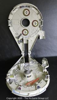 Star Wars 1995 Millenium Falcon Playset Made by Galoob Toy.