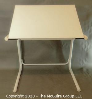 Draftsman/Artists Adjustable Tilting Desk; 24 x 31  