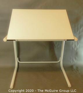 Draftsman/Artists Adjustable Tilting Desk; 24 x 31  