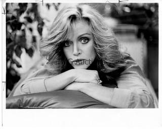 Photo: Print: Press Release: Vintage Movie Star: Donna Mills lot