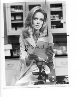 Photo: Print: Press Release: Vintage Movie Star: Donna Mills lot