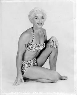 Photo: Print: Press Release: Sports: Vtg Female Wrestlers *** Strimple and Johnson