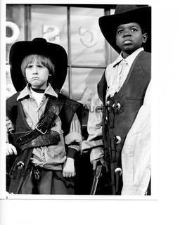 Photo: Print: Press Release: Vintage TV Show: Different Strokes lot