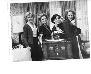 Photo: Print: Press Release: Vintage TV Show: Goodtime Girls Lot