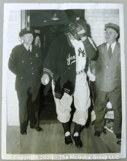 1949 Black & White Photo from NY Tribune of Vic Raschi, Pitcher for The New York Yankees Playing in World Series. 