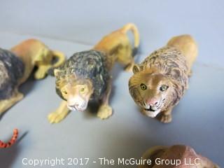 Props for circus diorama