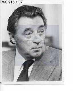 Photo: Print: Press Release: Vintage TV Show: Robert Mitchum