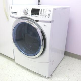 27" x 27" x 40" White Front Load Kenmore Washing Machine - Room 20 Kitchen {marked lot 73}