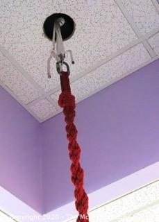 Heavy Duty Suspension Climbing Rope with Pulley and Height Adjuster - Room 10