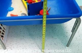 Blue Plastic Sand & Water Table with Top Cover and Accessories - Room 15