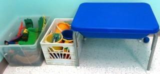 Blue Plastic Sand & Water Table with Top Cover and Accessories - Room 15